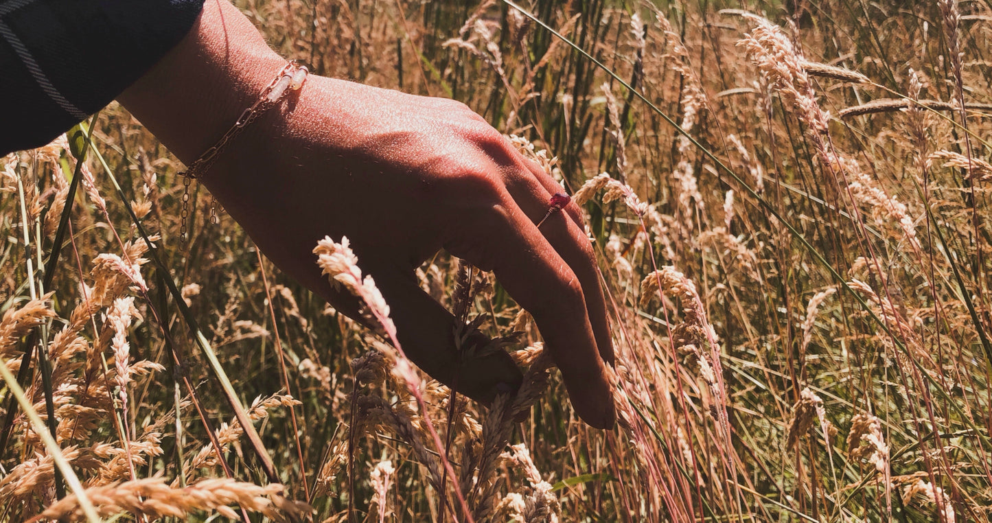 Mondstein oder Opal Armband