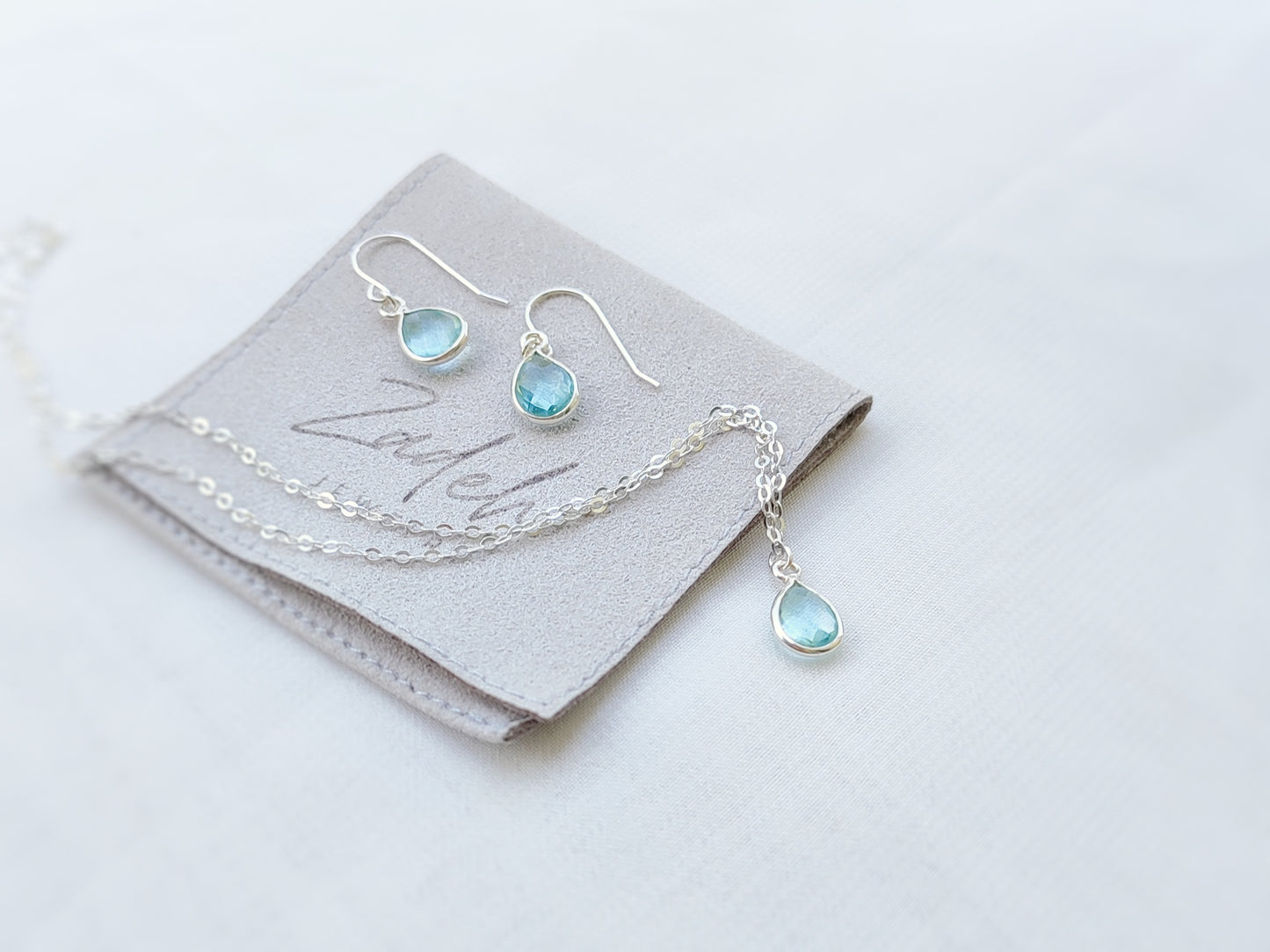 Aquamarin Set Gold oder Silber, Halskette mit Ohrringe, Geschenk für