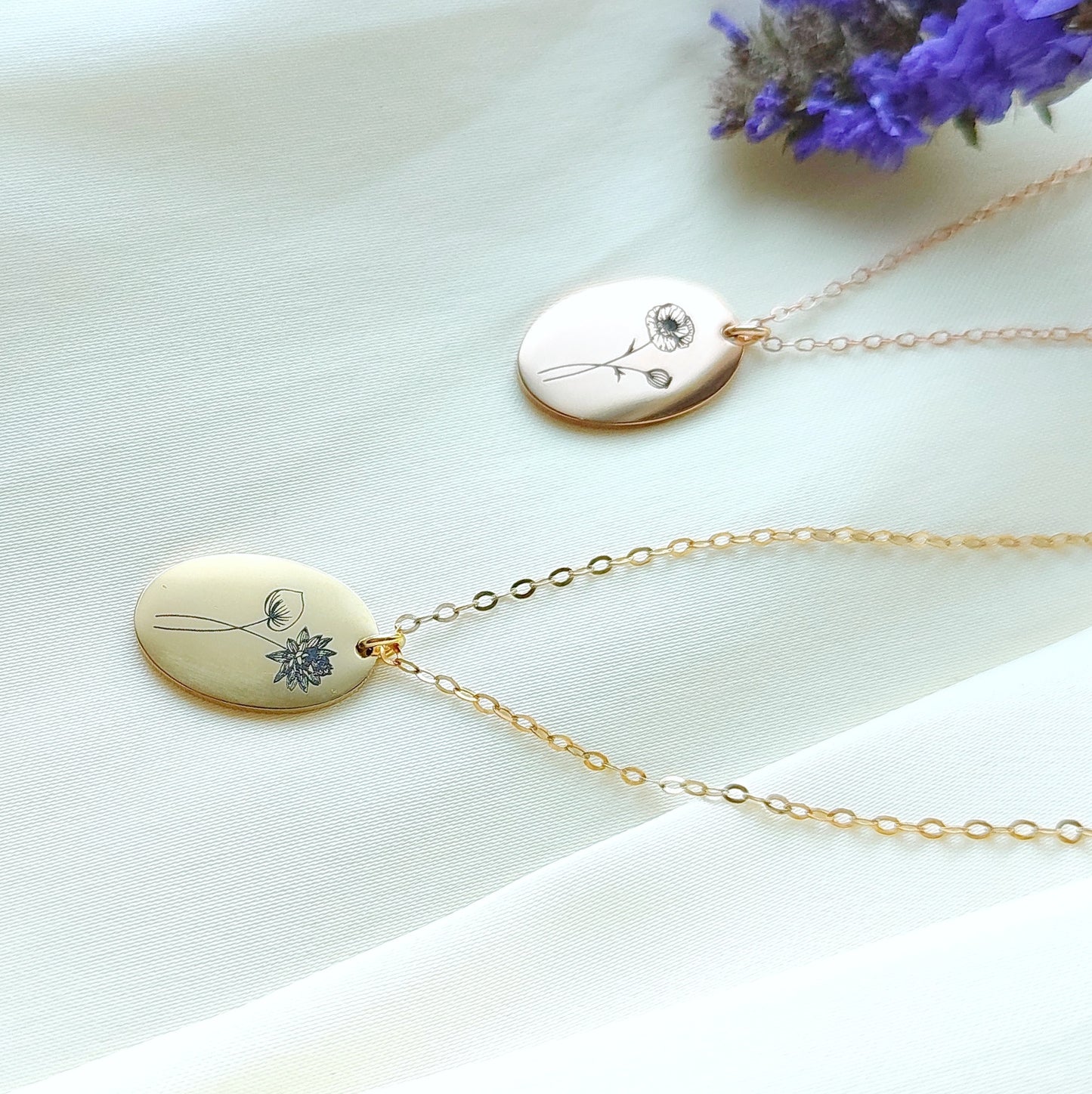 Personalisierte Geburtsblumenkette in Gold, Silber und Roségold, Halskette mit Geburtsblume