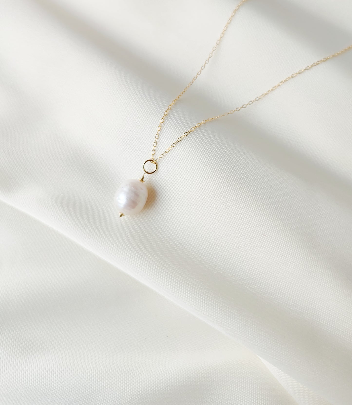 Boho Perlenkette - Halskette mit Süßwasser Perle