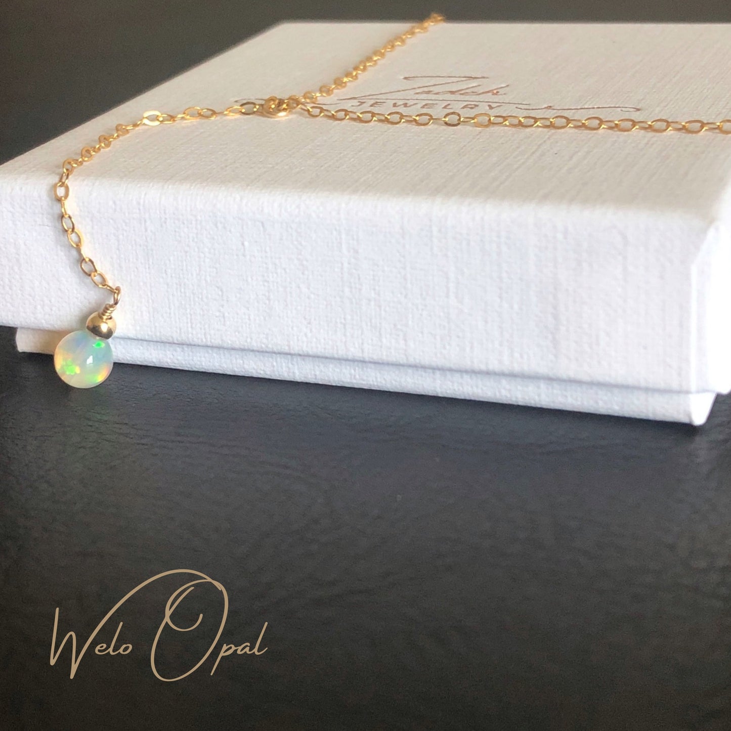 Opal Y Halskette mit Edelstein Kugel