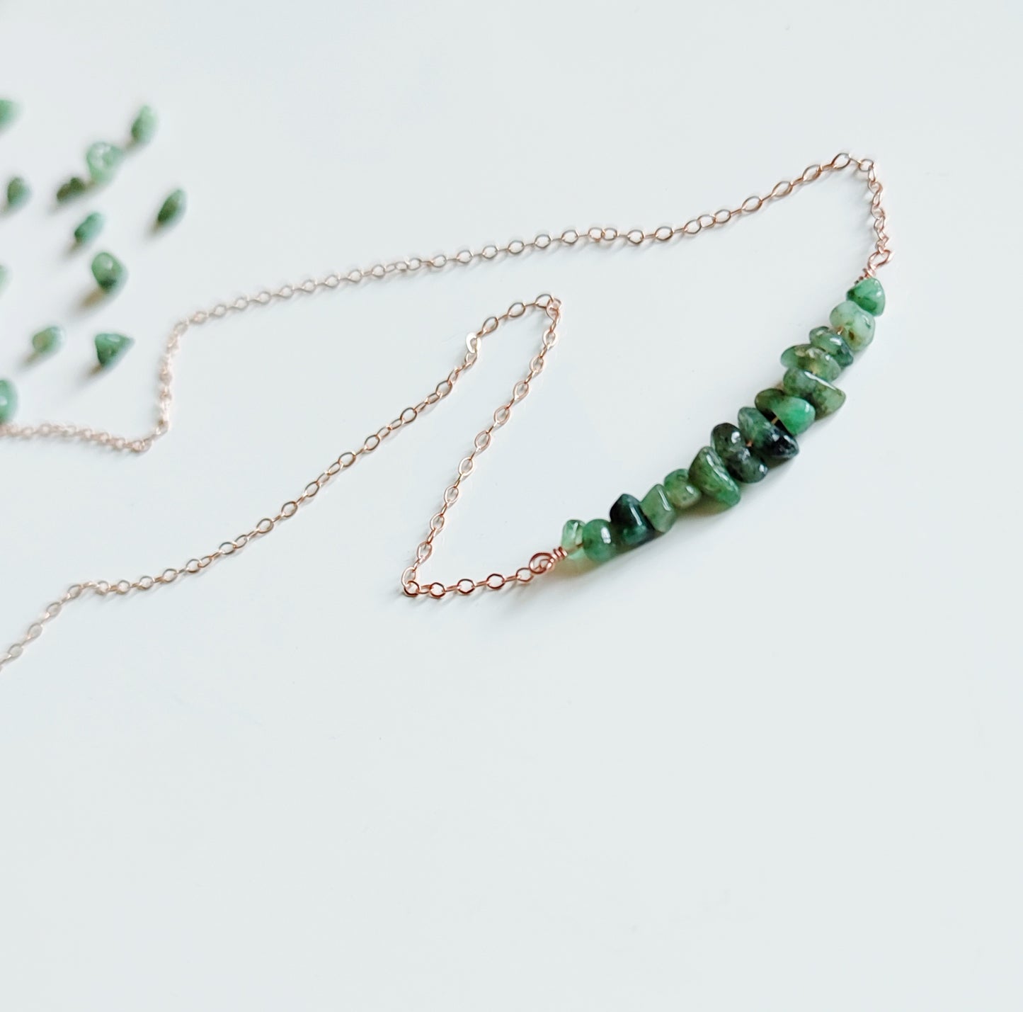 Smaragd Rohstein Halskette, Geburtssteinkette Mai