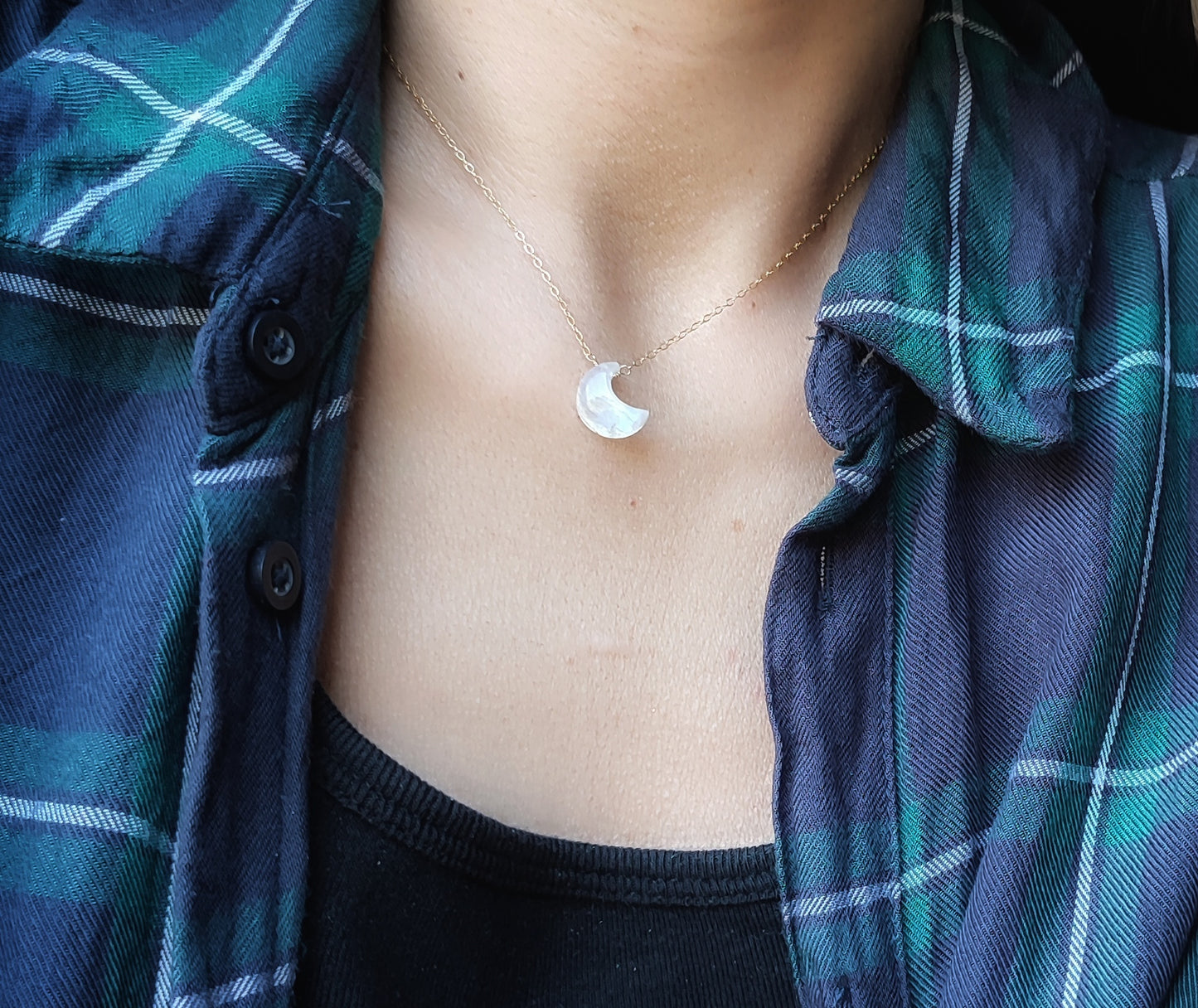 Mondstein Halskette mit Mondsichel Anhänger