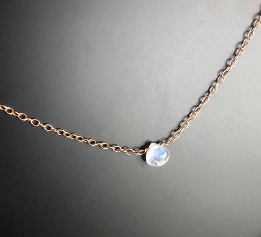 Zarte Mondsteinkette, Regenbogen Mondstein, 925 Sterling Silber, Goldfill, Rosègold Filled, Minimalistisches Schmuck für Frauen