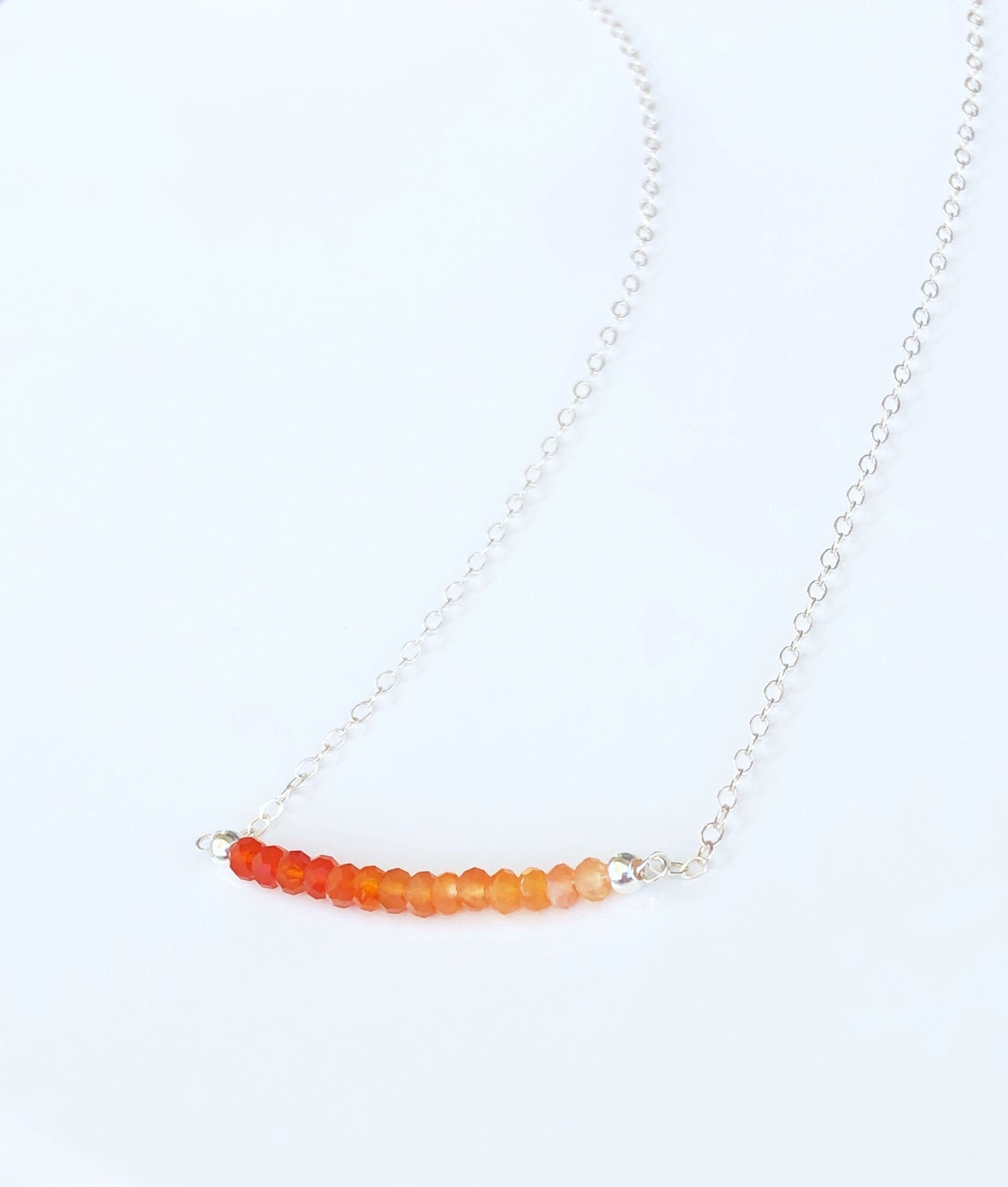 Karneol Halskette mit Farbverlauf, Juli Geburtsstein Kette, Geburtstagsgeschenke für Frauen