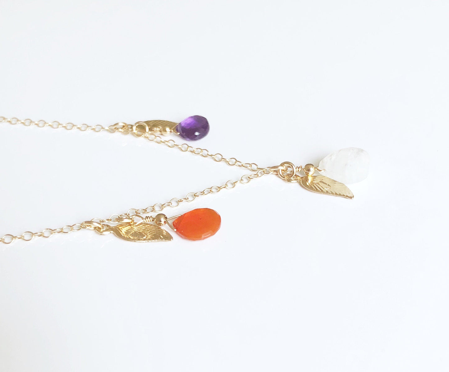 Personalisierte Familienkette mit Gravur, Initialen Halskette mit Geburtssteinen, Gold Filled Boho Halskette