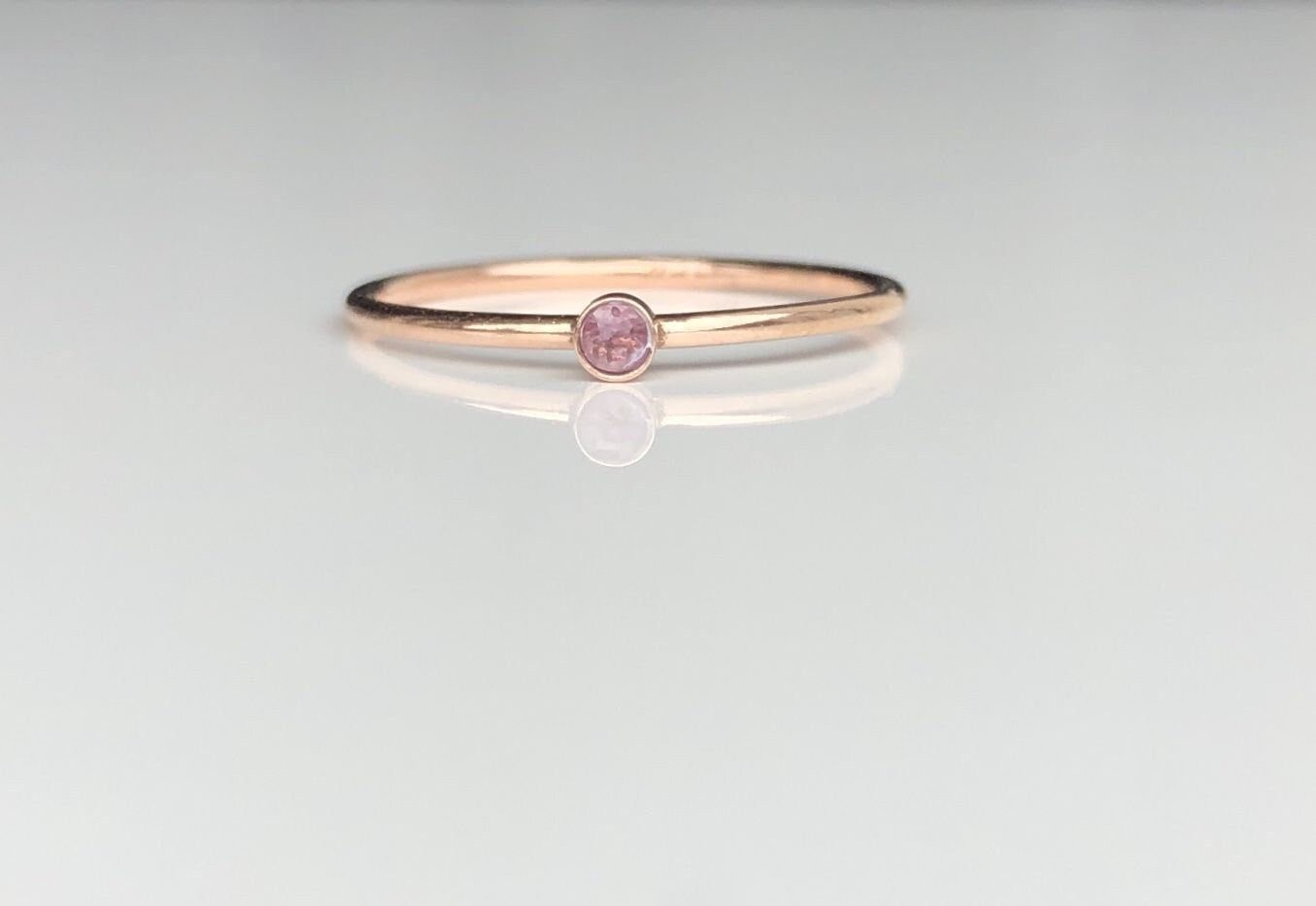 Turmalin Ring, Stapelring in Gold Filled, Sterling Silber, Roségold, Schmaler Ring mit Rosa Turmalin