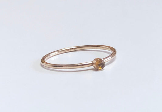 Dünner Citrin Ring, Stapelring in Gold Filled, Sterling Silber, Roségold, Schmaler Ring mit Citrin Stein