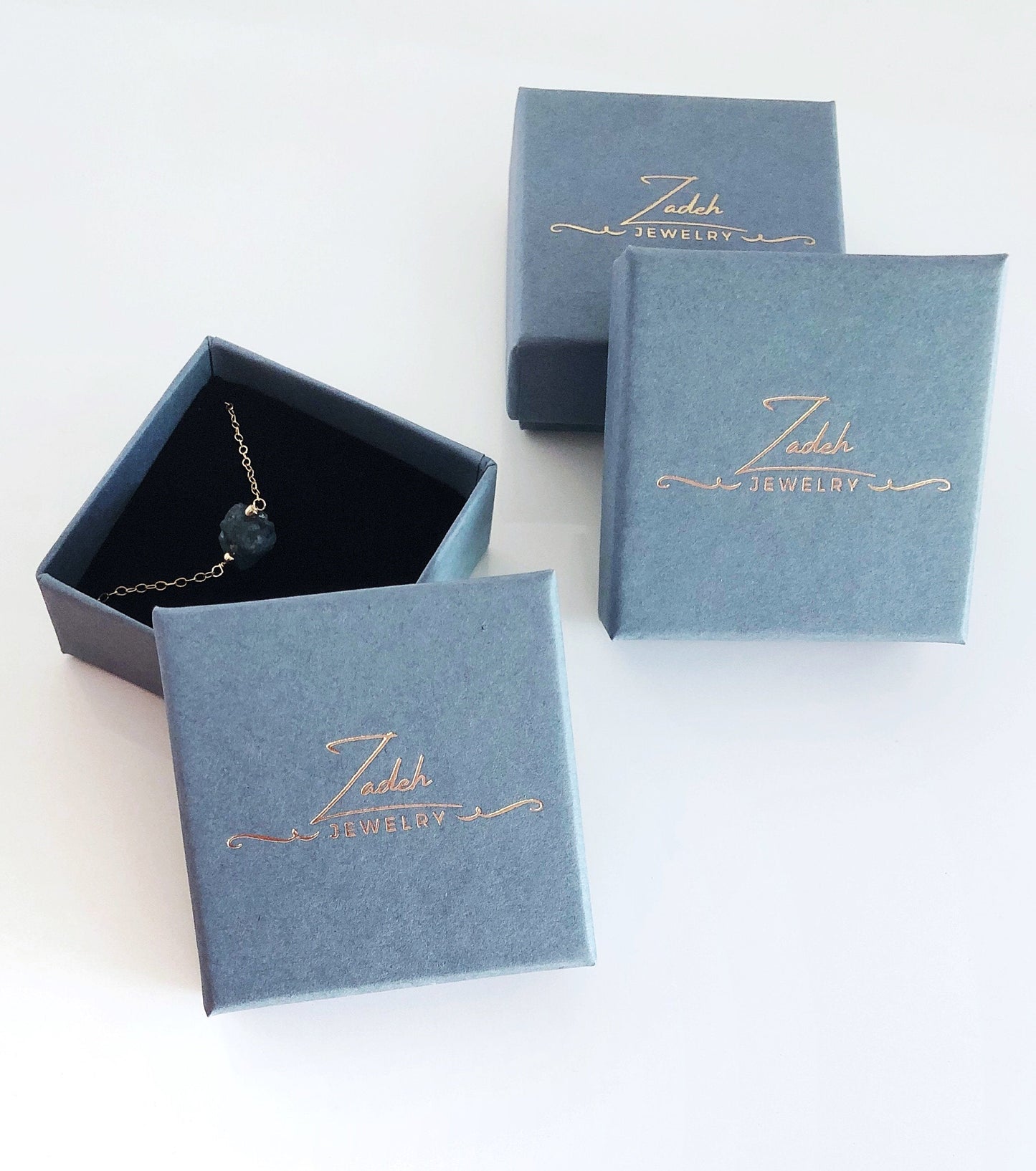 Aquamarin Rohstein Kette, Minimalistische Halskette mit Naturstein, März Geburtssteinkette