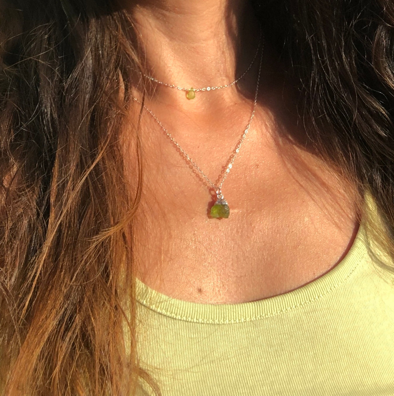 August Geburtsstein, Peridot Rohsteinkette in 925 Sterling Silber